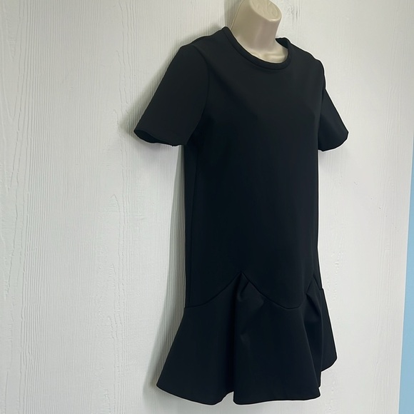 Zara - Black Short Sleeve Ruffle Lightweight  Crewneck Mini Dress Size Small - Picture 3 of 10